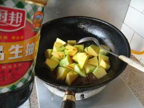 吊瓜剥皮吃,解锁夏日清新美味新体验 第1张 吊瓜剥皮吃,解锁夏日清新美味新体验 第1张